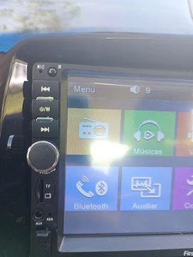 Som automotivo com Bluetooth e tela touch