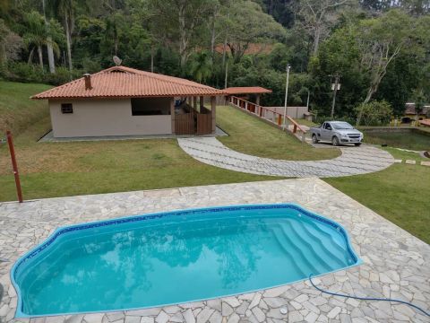Imóvel para venda tem 8900 metros quadrados com 2 quartos