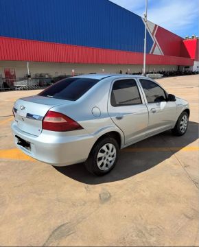 VENDO PRISMA 2011 CONSERVADO