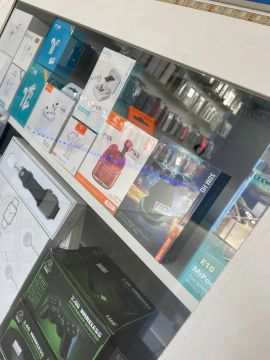 fones de ouvido novo lacrado com isolamento de ruido e som espacial iphone android hmaston