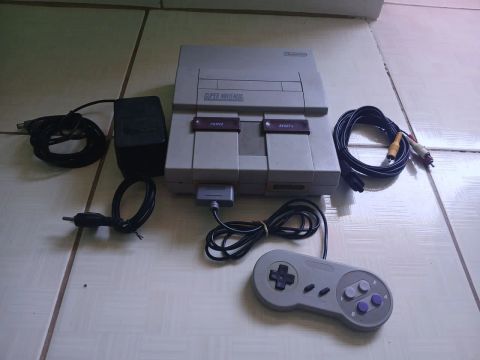 Super Nintendo - Console de Videogame Clássico