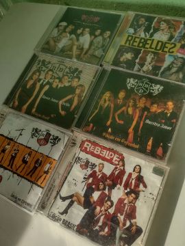 CDs RBD REBELDE RBR e HIGH SCHOOL MÚSICAL 