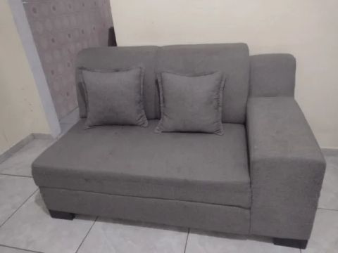 Sofá com Chase 4 lugares ótimo estado 