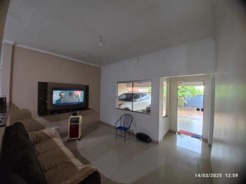 Casa a venda.