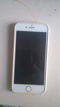 iPhone 8 128 gb em perfeitas condições pra Uso 