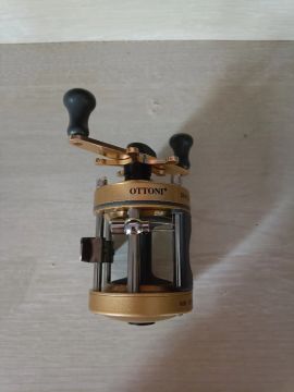 Reels de pesca Ottoni