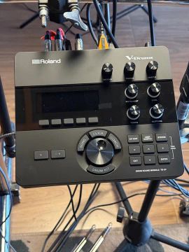 Modulo Roland TD27 