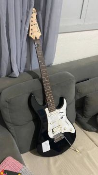 Guitarra Elétrica Yamaha Pacifica