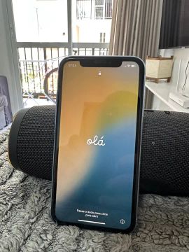 iPhone XR - 128gb
