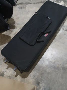 Bag gator  pra teclado 76 teclas usado 