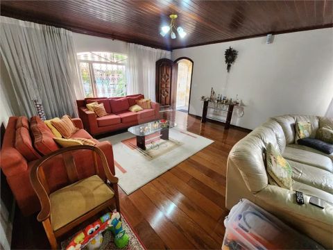 Sobrado com 3 quartos à venda ou para locação em Piqueri - SP