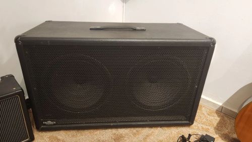 Gabinete 2x12 Auto falantes Eminence.