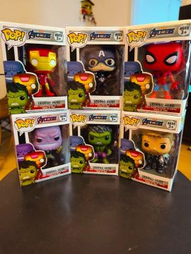 Kit Colecionável Pop! Avengers (6 figuras - Brinde Spider Man Black and Silver Suit)