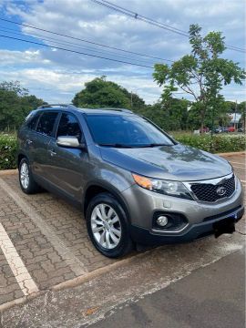 Kia Sorento 2.4 Raridade com 7 Lugares e baixíssimo Km.