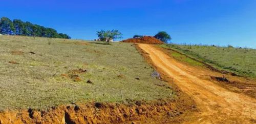 Lotes de 500m² em Cotia  Condomínio Fechado com Lago de Pesca e Natureza