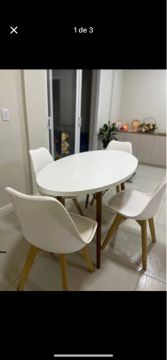 Conjunto de mesa e cadeiras 