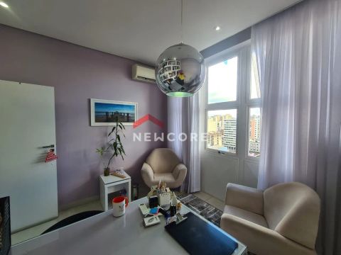 Sala comercial em Rua Primeiro de Agosto - Centro - Bauru/SP