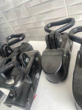 MUNHECA PARA REBOQUE