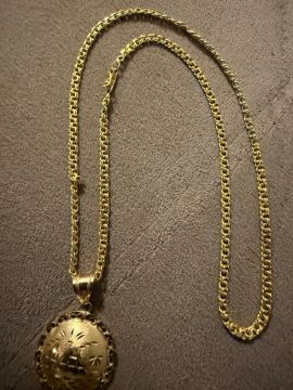 Corrente de ouro feminina