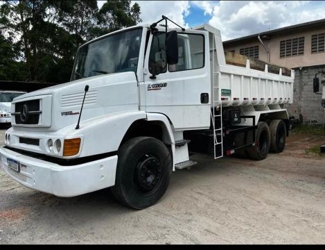 MB 1620 2006 6x2 Com caçamba 0Km Sem uso
