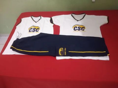 Farda do colégio sonho de criança 