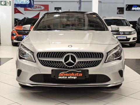 MERCEDES-BENZ CLA 200 URBAN 1.6 FLEX AUTOMÁTICO 2017 - ELEGÂNCIA E PERFORMANCE