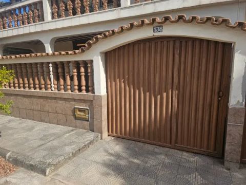 CASA PARA O CARNAVAL EM NOVA VIÇOSA BA