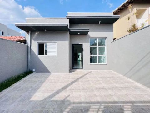 Casa em Nova Cerejeiras - Atibaia