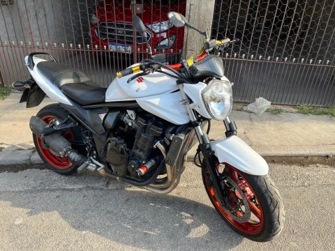 Suzuki BANDIT 656N