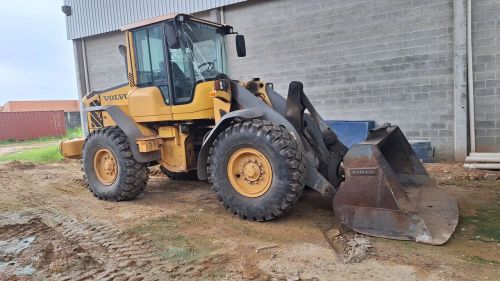PÁ CARREGADEIRA L60