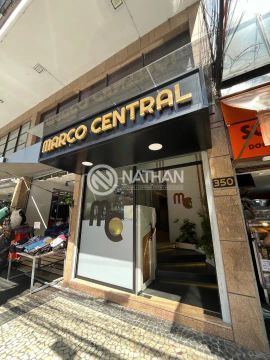 Centro comercial para aluguel tem 46 metros quadrados em Várzea - Teresópolis - RJ