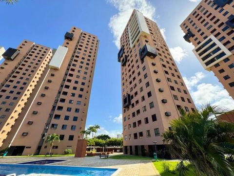Apartamento à venda em Natal, Candelária, com 2 quartos, 61m²