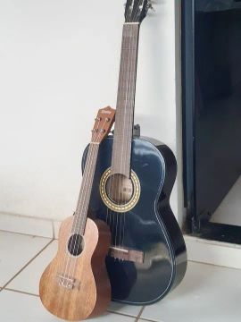 Kit Violão Vogga VCA 204 BK + Ukulele Shelby SU-23M STNT Acústicos, Seminovos. 