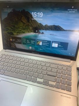 Asus vivobook 