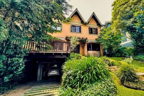 CASA CONDOMINIO