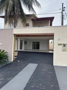 VENDO SOBRADO COM 4 SUITES.