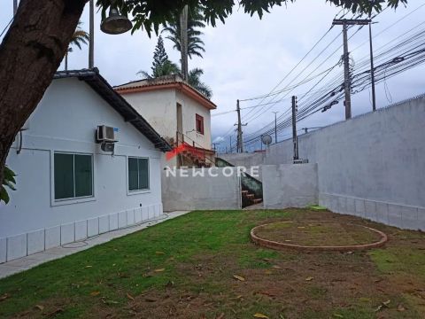 Casa de condomínio em Avenida Alberto Lamego - Horto - Campos dos Goytacazes/RJ