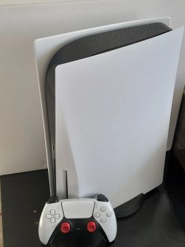 Playstation 5 Console - com 1 controle