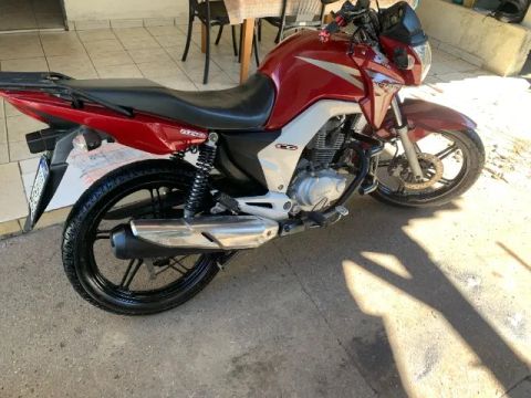Vende-se Titan EX 2014