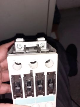 Contactora Siemens Tripolar 40A/220V+rele térmico 22A