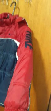 Jaqueta Nike Infantil Vermelha e Azul dupla face 