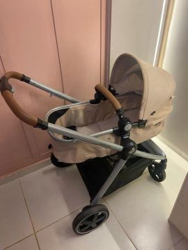 Carrinho de Bebê Maxi-Cosi - Semi novo 