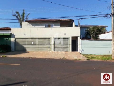 Casa (sobrado na rua) 3 dormitórios/suite, cozinha planejada