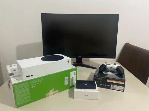 Xbox Series S + Monitor + Controle elite + Placa de vídeo
