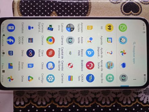 Vendo um telefone moto fusion one
