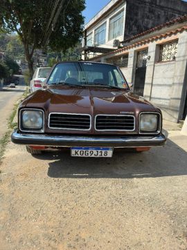 Chevette Hatch marrom 80