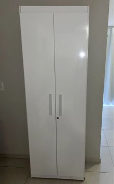 Armário de Madeira Branco 2 Portas
