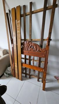 Cama em Madeira Maciça