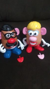 Boneco Sr e Sra batata