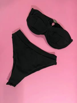 conjunto biquíni top meia taça tomara que caia e bottom asa delta cintura alta crepe preto